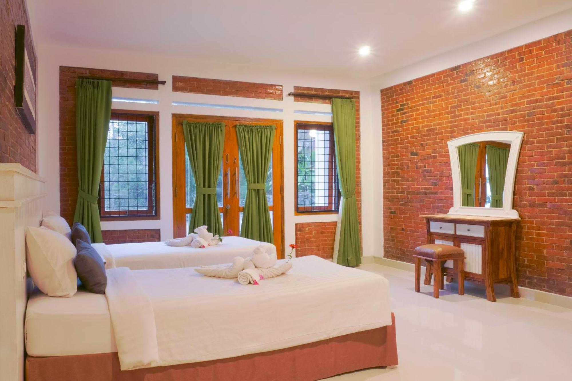 Jambuluwuk Convention Hall & Resort Batu Extérieur photo